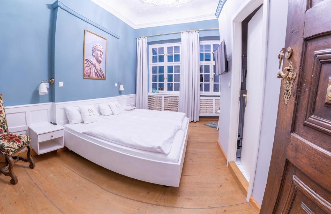 Gasthof Roemischer Kaiser Ellingen Ngoại thất bức ảnh